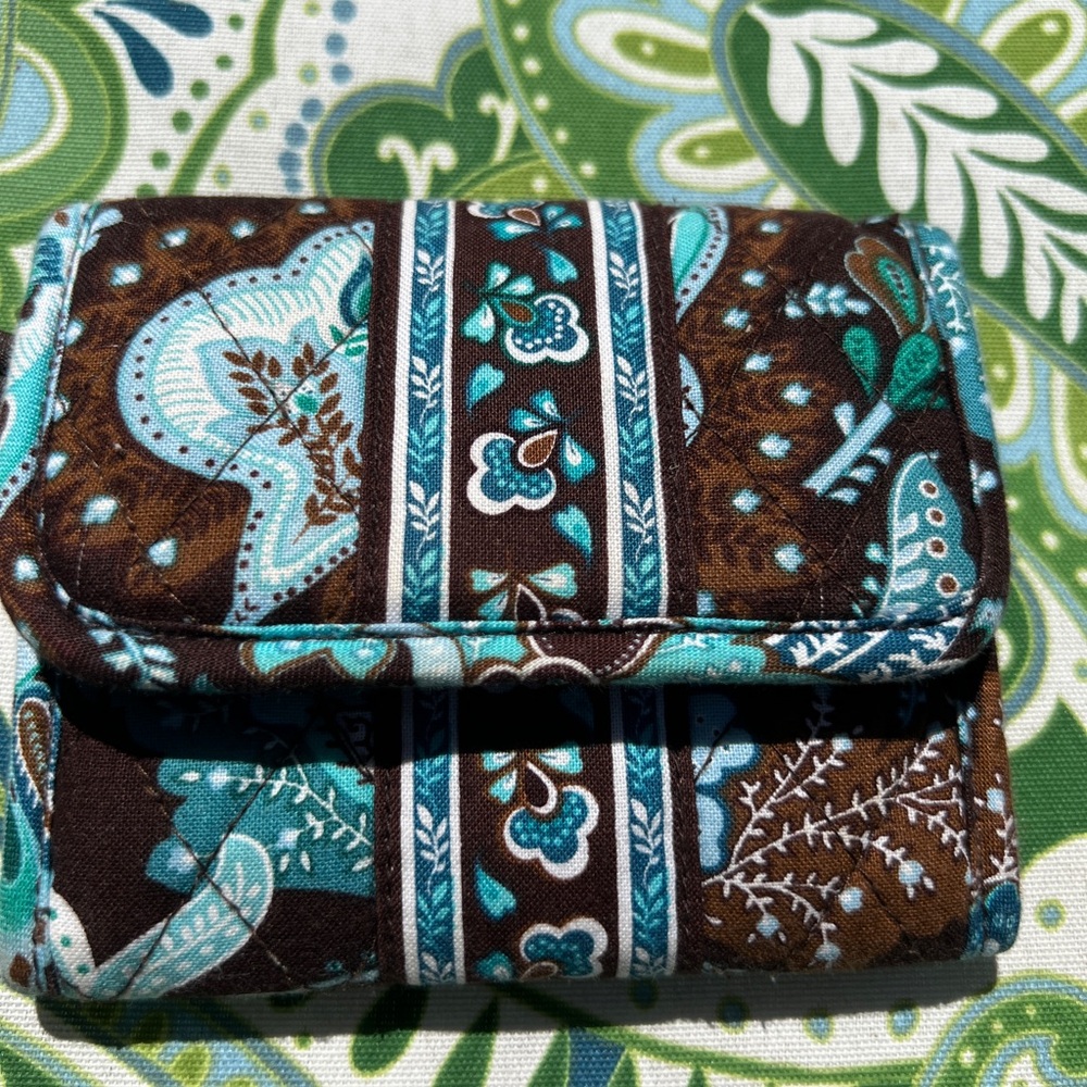 Vera Bradley- Java Blue Pattern Brown And Blue Wo… - image 4